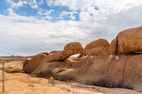 Spitzkoppe Arche rochers Namibie paysage
