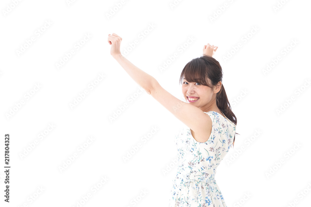 リフレッシュをする若い女性