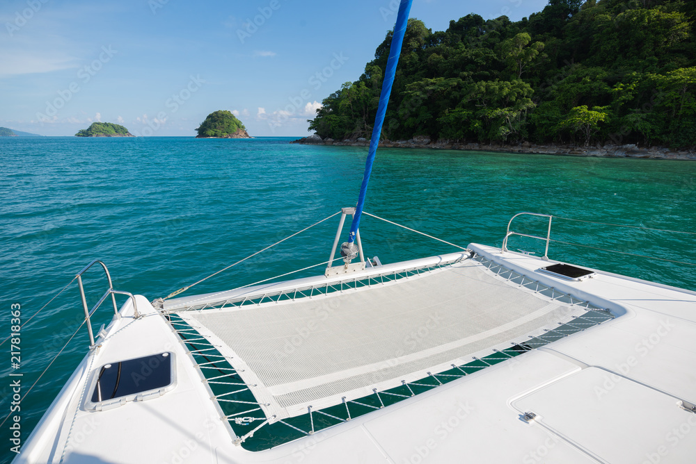 Naklejka premium Sea series: View of Koh Chang island in eastern Thailand from catamaran yacht