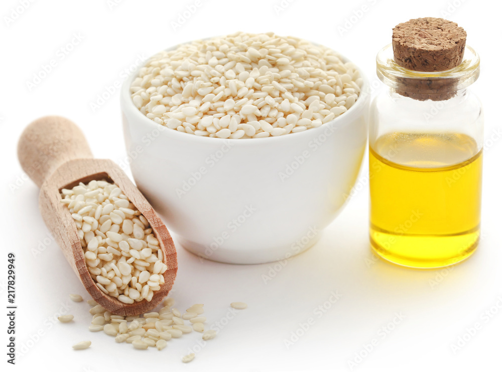 Peeled sesame seeds with oil Peeled sesame seeds with oil