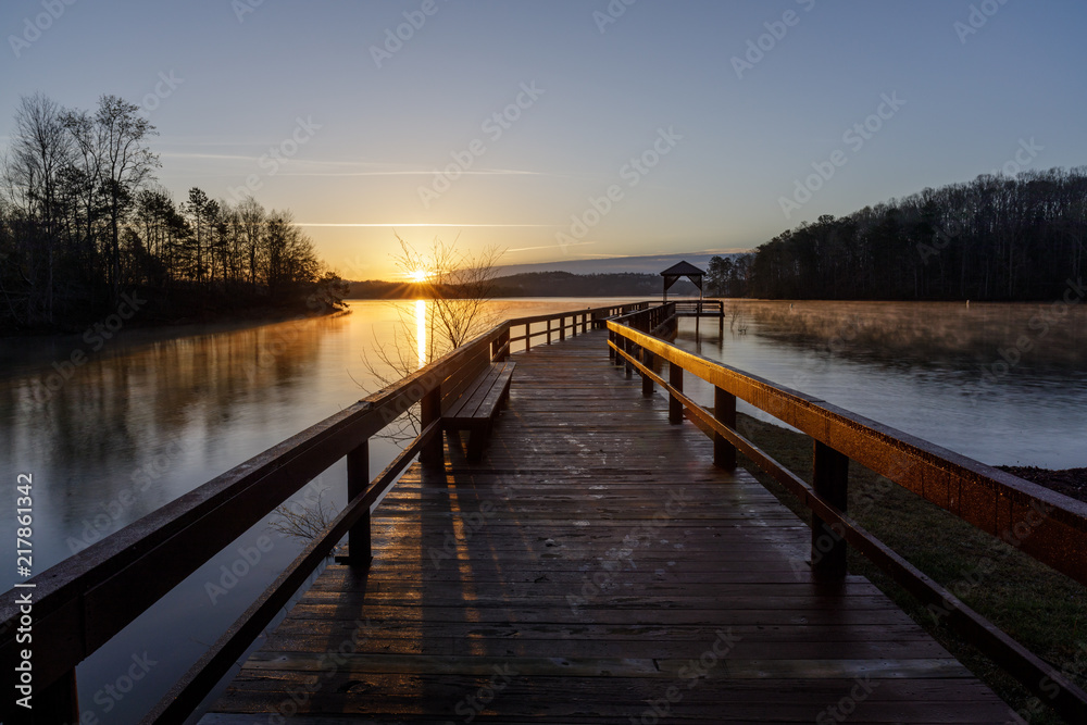 Obraz premium Morning on the Pier