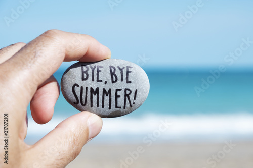 Konstfotografi man on the beach and text bye, bye summer