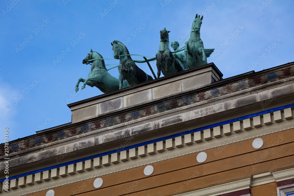 Fototapeta premium The Goddess Victoria on top of Thorvaldsens Museum