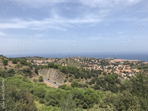 Ville de Banyuls vue depuis la côte de Vermeille, Pyrénées- Orientales, Catalogne, Languedoc-Roussillon, France