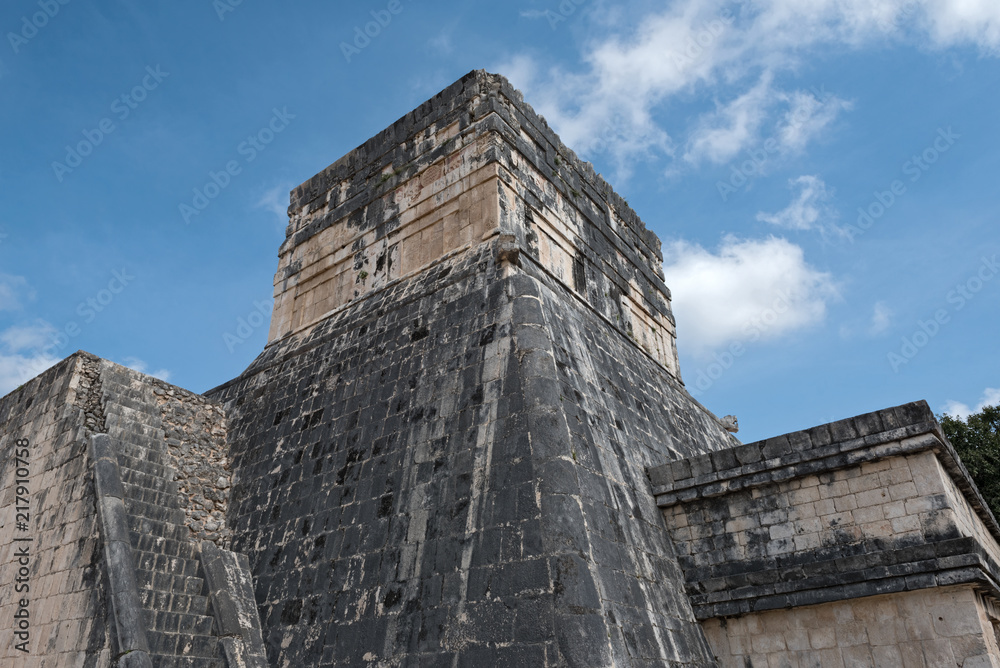 ruins, pyramid and temples in Chichen Itza, Yucatan, Mexico4 ruins, pyramid and temples in Chichen Itza, Yucatan, Mexico4