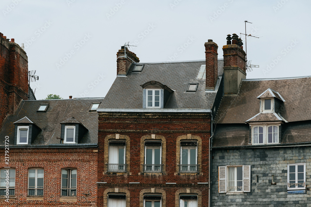 Fotografija Facades of traditional residential houses in Honfleur, region of Normandy, France