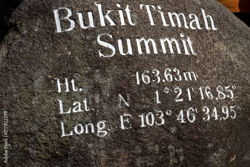 Bukit Timah Summit, Singapur photo