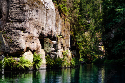 Fahrt duch die Kamnitz Klamm  in der Böhmischen Schweiz photo