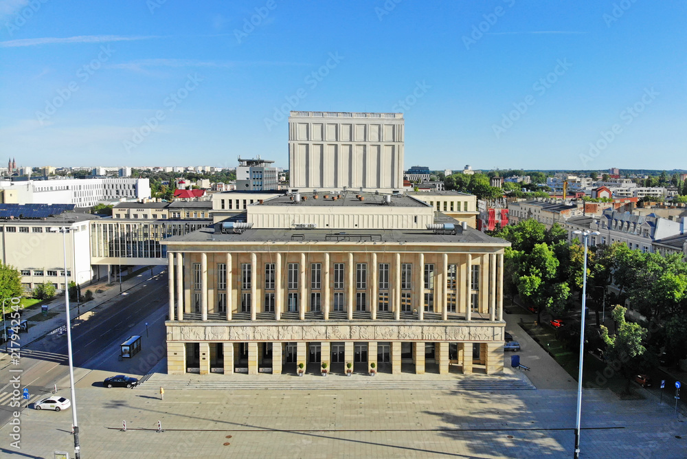 Naklejka premium Teatr Wielki - Plac Dąbrowskiego - Łódź, Polska