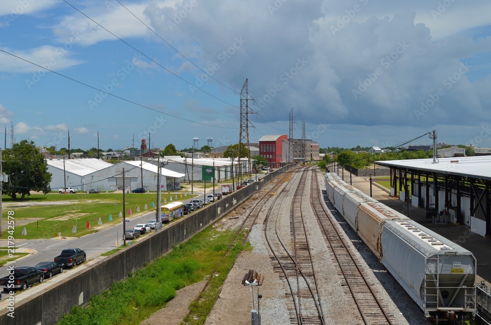 Obraz premium storm over train tracks