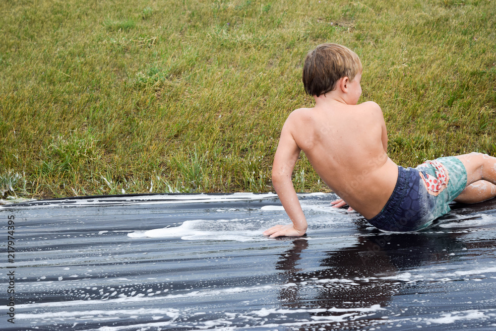 Fototapeta premium Slip-n-slide