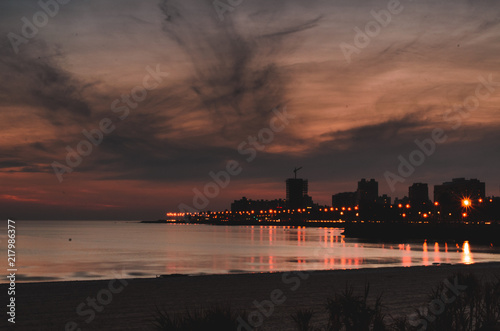 atardecer en la costa