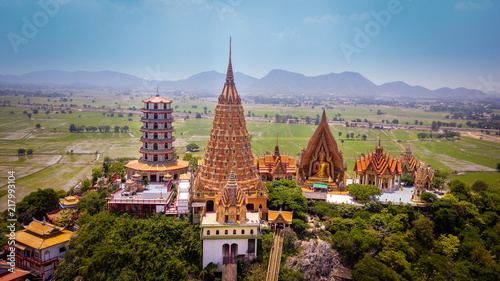 Wat Tham Sua Tha Muang Kanchanaburi Thailand © Touch1976