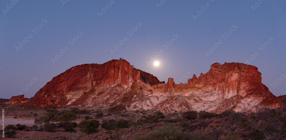 Moon rise, Rainbow Valley Conservation Reserve