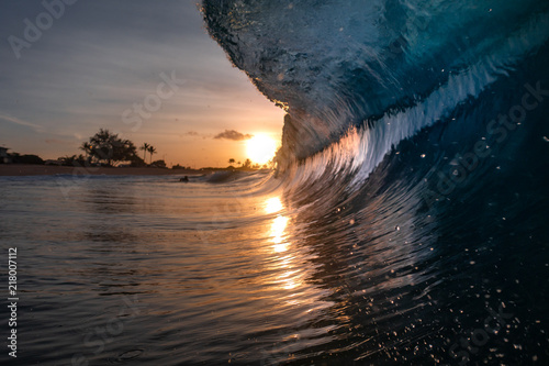 large sunrise wave