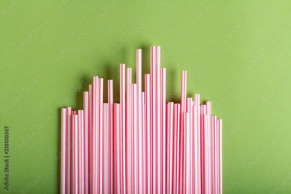 Obraz premium Cocktail Tubes green art background