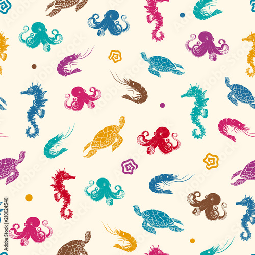 Marine Seamless Pattern with Contours of Underwater Creatures © osadiemus