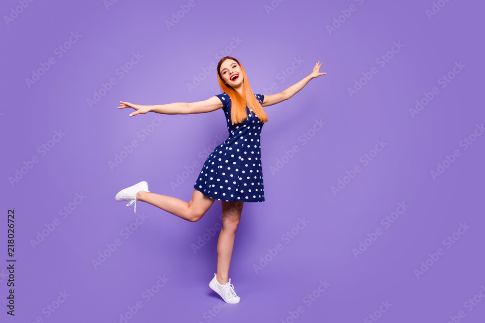 Φωτογραφία Full length body size studio photo shooting portrait of beautifu