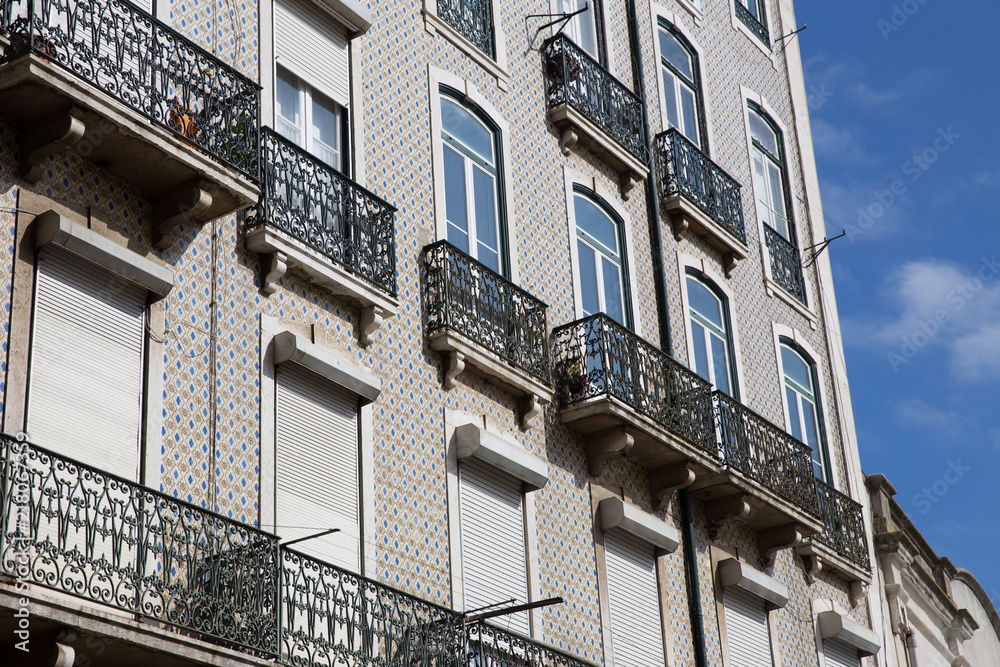 Naklejka premium Typical Alfama neighborhood house, Lisbon, Portugal