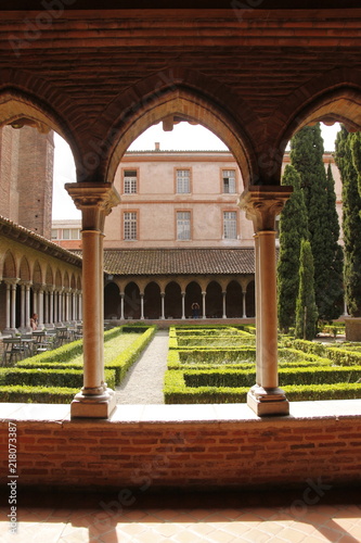 Cloître du couvent des Jacobins à Toulouse, Haute Garonne	 photo