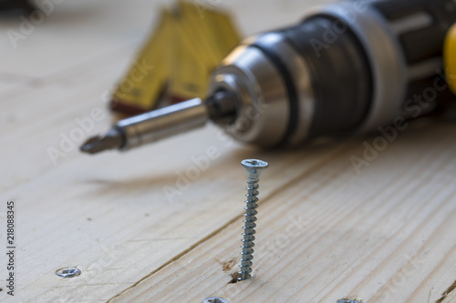 Tapety artystyczne Screw With a Screwdriver