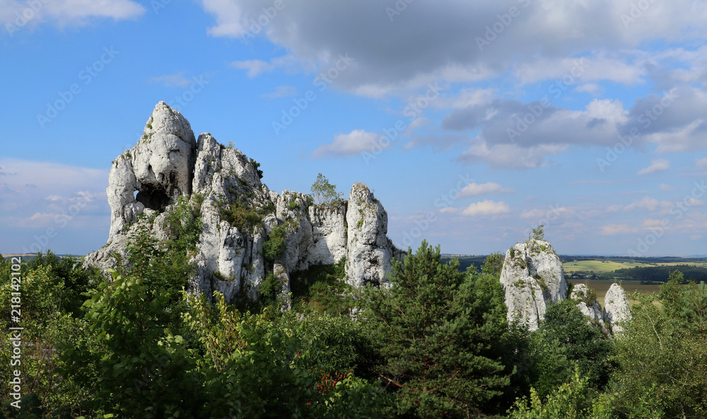 Ogrodzieniec Castel Poland, unique rocks in Poland