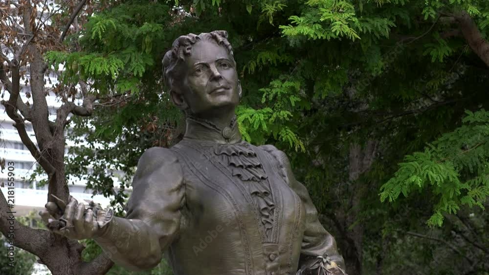 Julia Tuttle statue Miami founder medium shot Julia Tuttle statue Miami founder medium shot
