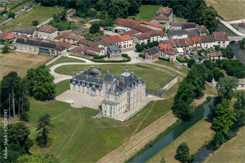 vue aérienne de Corey-Sur-Blaise dans la Marne en france