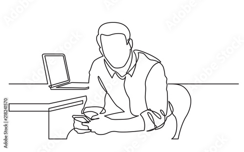 continuous line drawing of man sitting reading his mobile phone