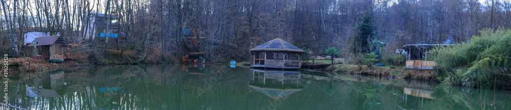 Fototapeta premium Лебедево озеро .Сочи