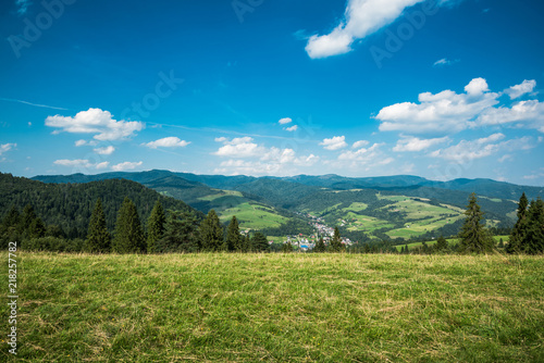 Fototapeta Naklejka Na Ścianę i Meble -  Pieniny Mountains Range in Lesser Poland