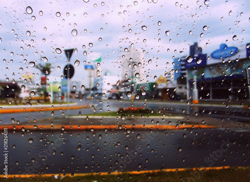 pingos de chuva © Thaynara