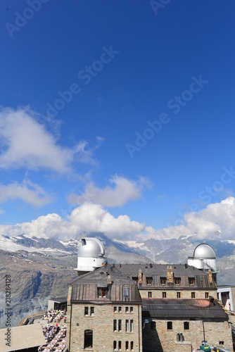 Forschungs- und Bergstation Gornergrat in den Walliser Alpen - Schweiz photo