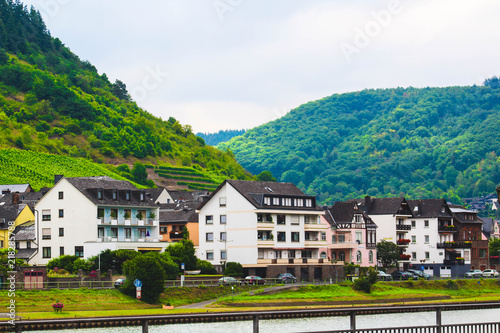 Wallpaper Mural  Hotelsicht gegenüber der Moselpromenade in Cochem Torontodigital.ca