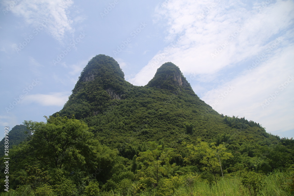 Fototapeta premium Mountains in Yangshuo, China