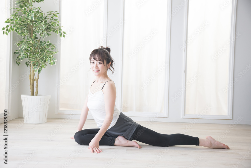 フィットネス・女性 フィットネス・女性