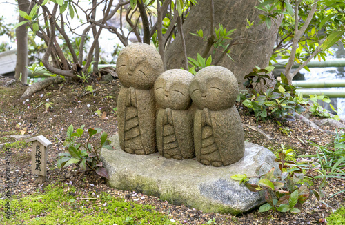 Jizo statues in Japan © BCT