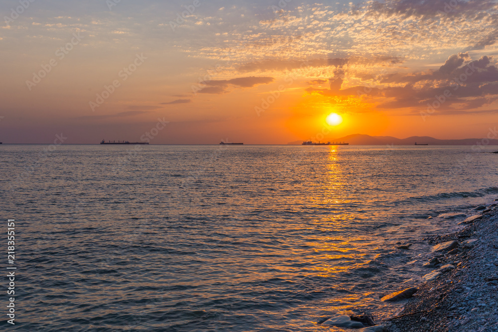 Fototapeta premium Beautiful sunrise on the Black Sea