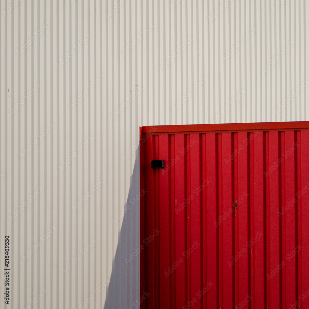 red white red white