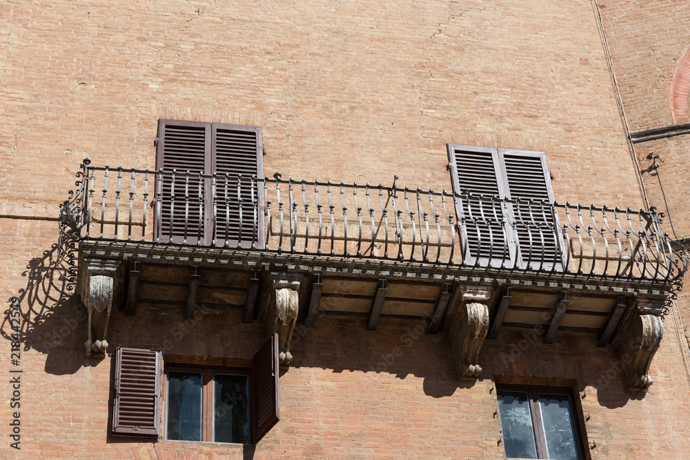 balcony