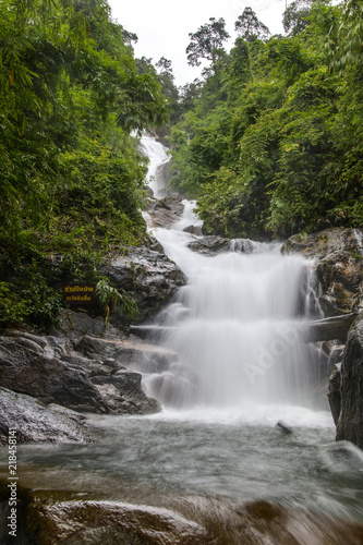 Krating Waterfall, Khao Khitchakut National Park at Chantaburi Province, Thailand © Eak Ekkachai