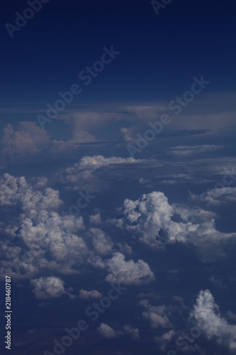 Небо. Облака. Земля с высоты. Виды из окна самолёта. Полёт. Поля облаков. © Владимир Ясюкевич