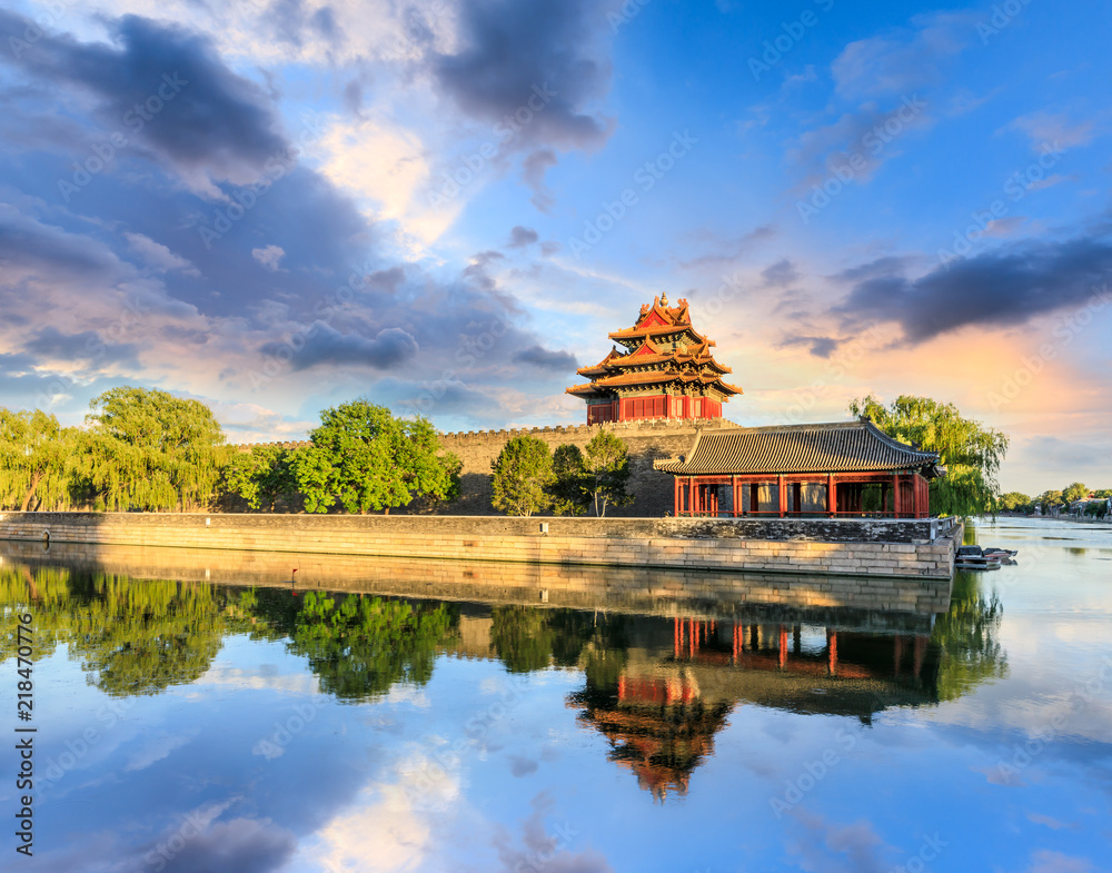 Watchtower of Forbidden City at sunset,Beijing,China Watchtower of Forbidden City at sunset,Beijing,China