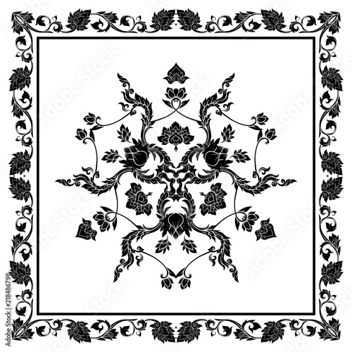 Square pattern with decorative outline elements of traditional