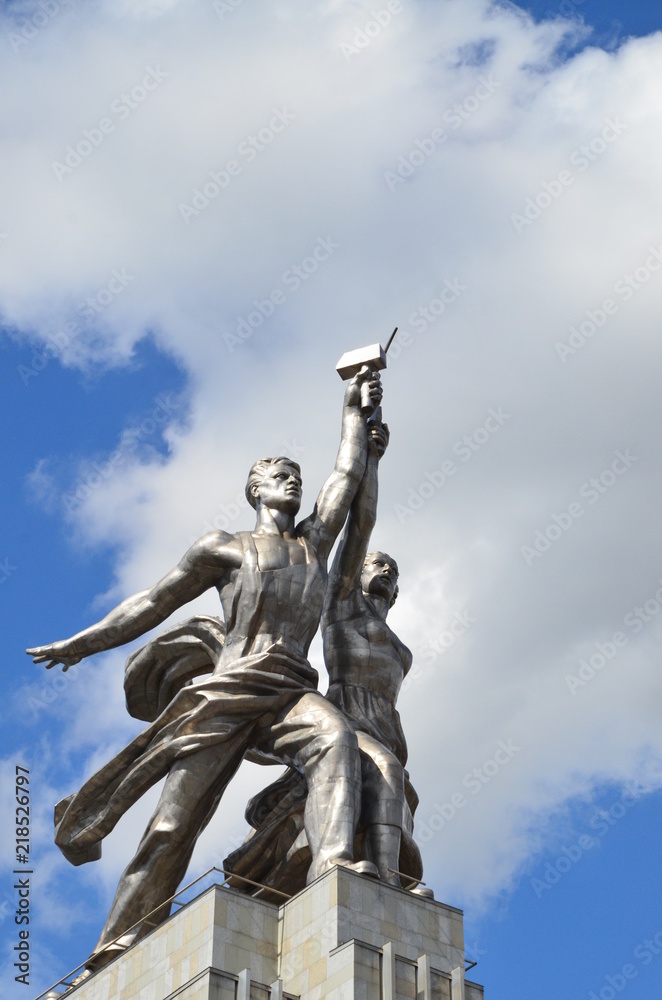 Monumento ad operaio e contadina socialismo a Mosca Monumento ad operaio e contadina socialismo a Mosca