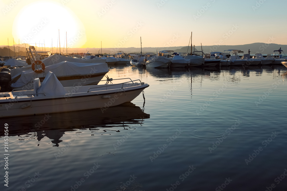 Porto di Capodimonte al tramonto