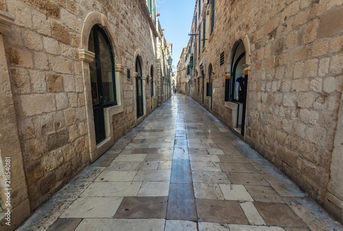 Fototapeta Naklejka Na Ścianę i Meble -  Beautiful old city on adriatic coast. Dubrovnik in Croatia 