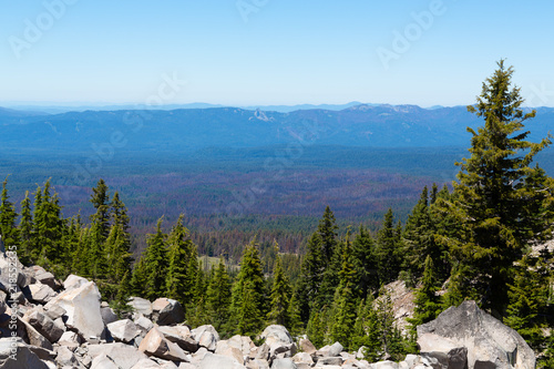 Crater lake in Oregon, the deepest lake in North America