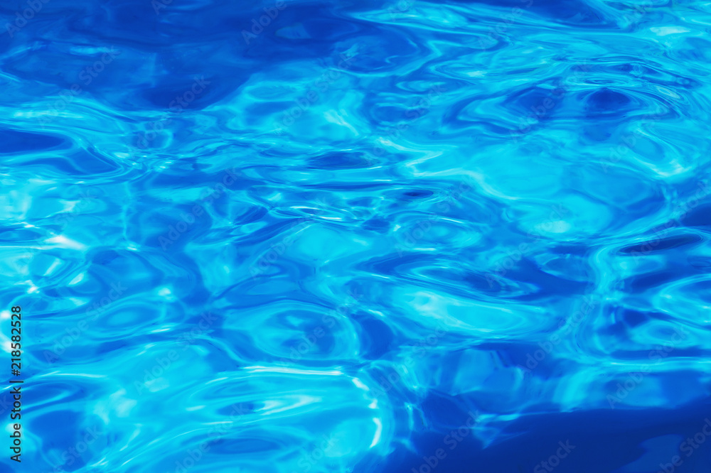 Texture of the water in the pool