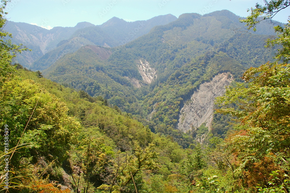 Fototapeta premium Landscapes in Spring in the mountains in Hsinchu, Taiwan